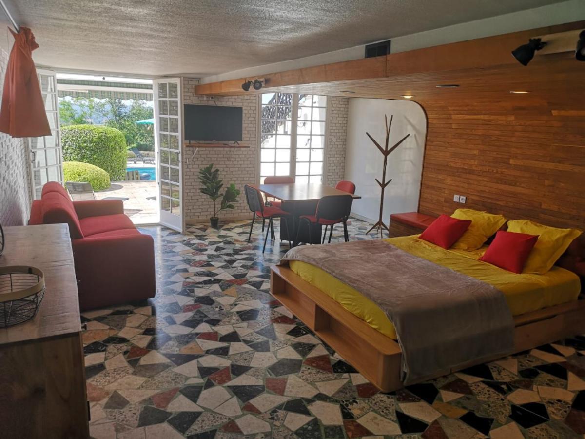 Bellevue Bed and Breakfast Chateauneuf-de-Galaure Εξωτερικό φωτογραφία