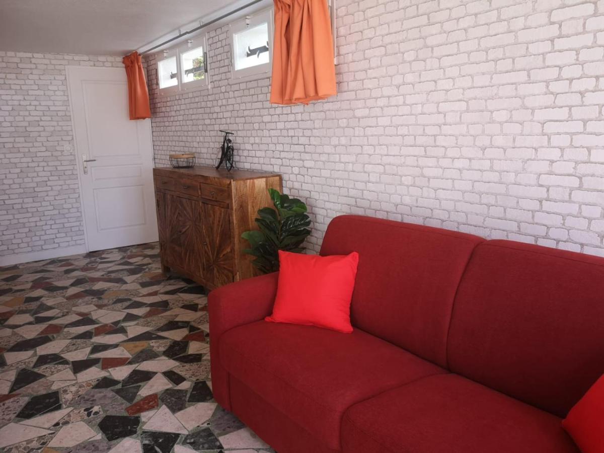 Bellevue Bed and Breakfast Chateauneuf-de-Galaure Εξωτερικό φωτογραφία
